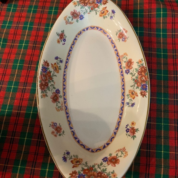 Vintage Royal Ivory plate. - Picture 2 of 4